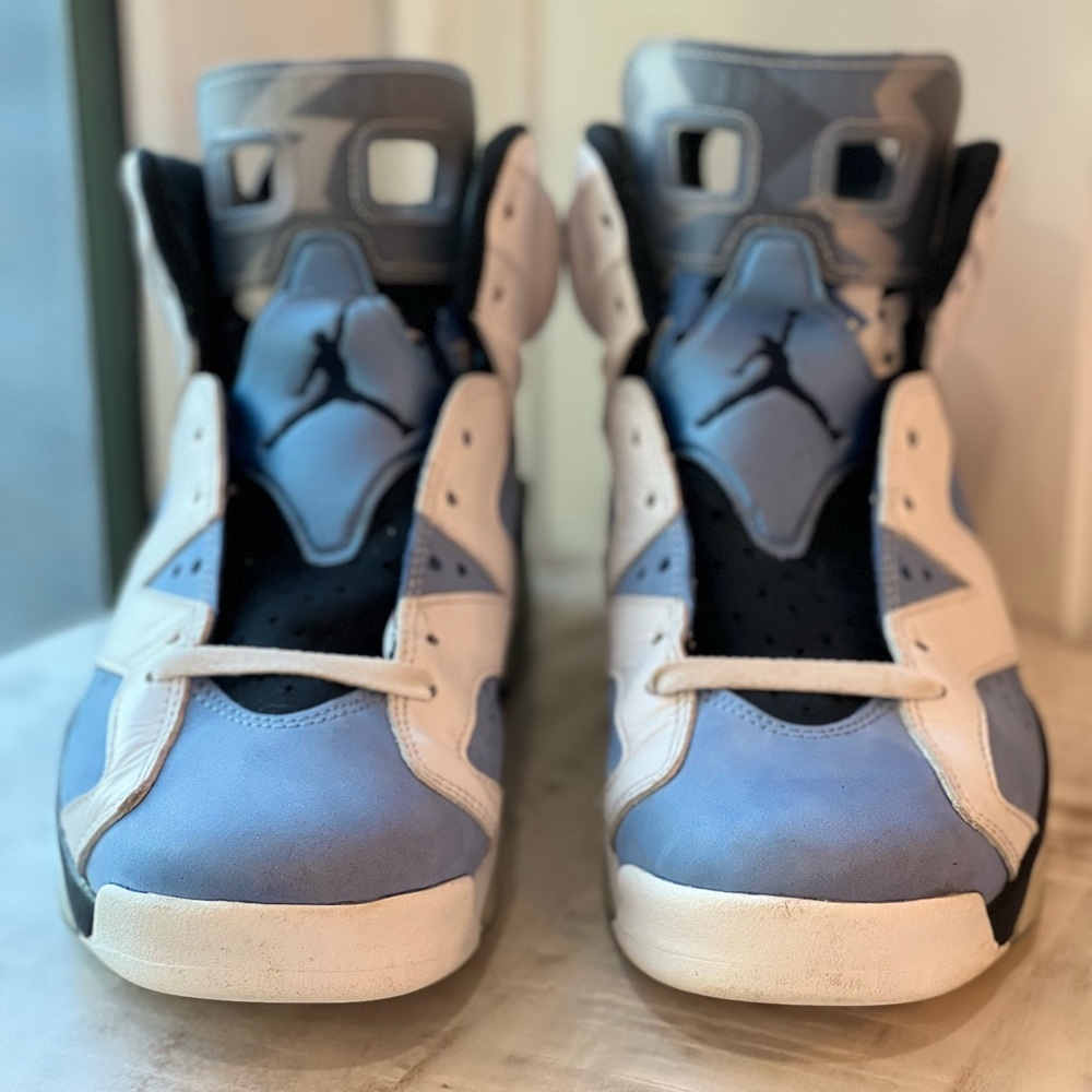 Nike Air Jordan 6 Retro UNC Home White Size 9.5 Basketball Sneakers. - Picture 2 of 10